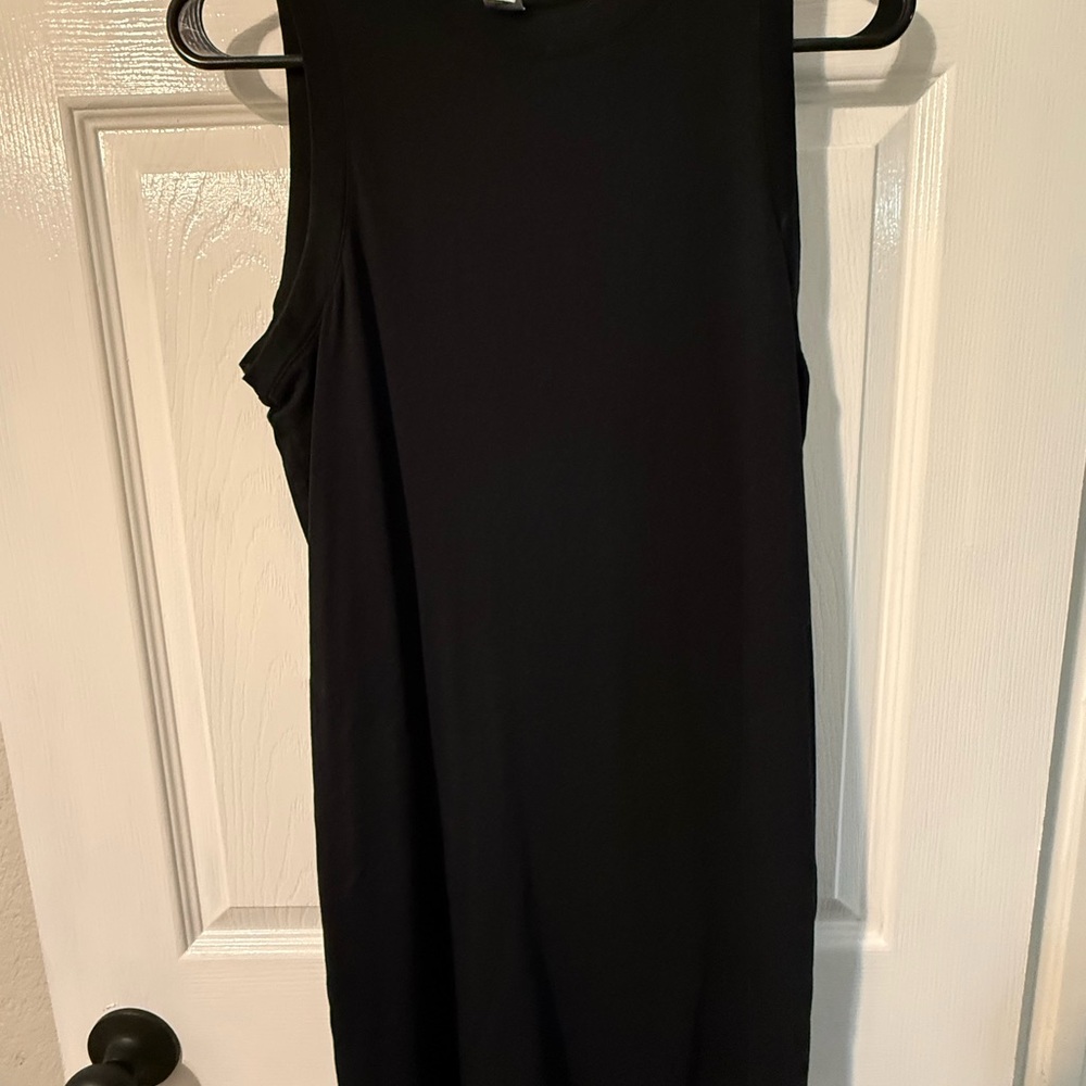 Black Sleeveless Casual Dress
